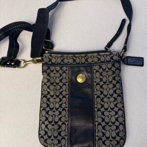 Vintage Coach Signature Jacquard Swingpack Crossbody Bag Black Leather Trim Y2K